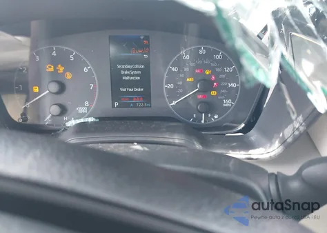 2025 Toyota Corolla Cross L z USA, uszkodzony, nr VIN 7MUAAAAG8SV146039